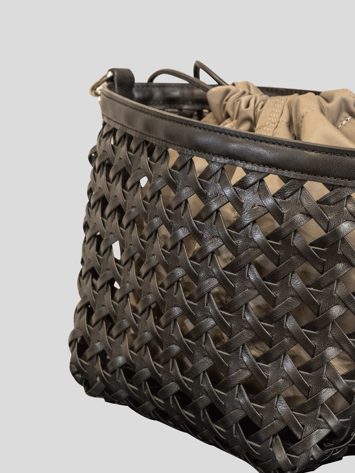 LEATHER MESH BASKET